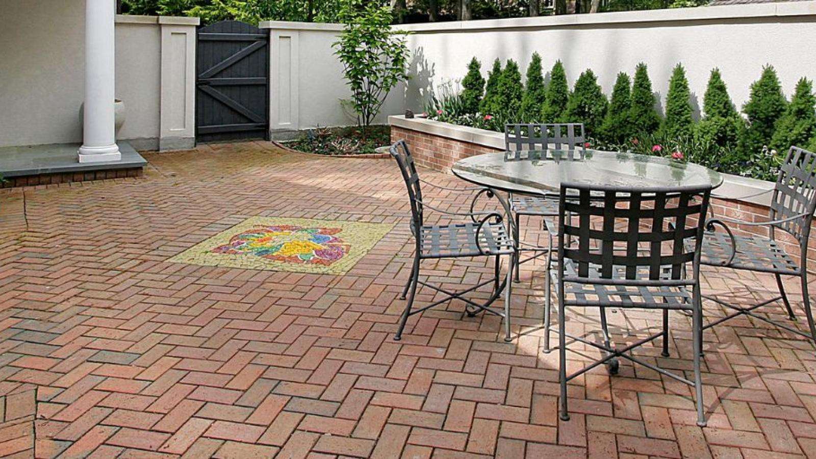 Brick-patio-ideas-pictures  