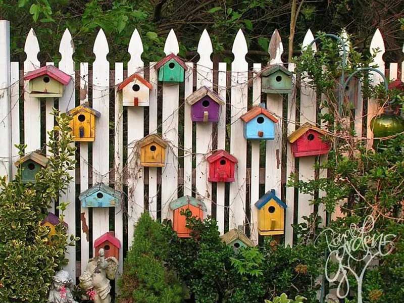 DIY-Garden-Fence-Decor  