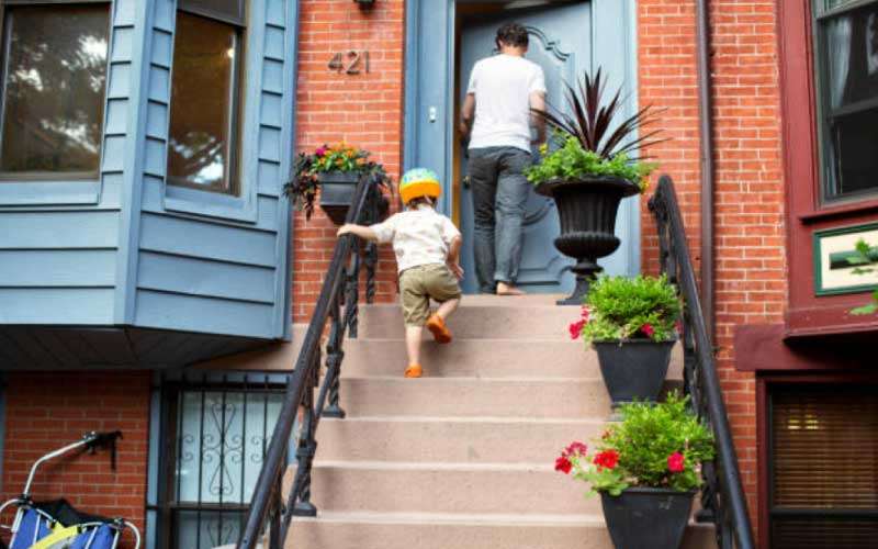 Front-Door-Planter  