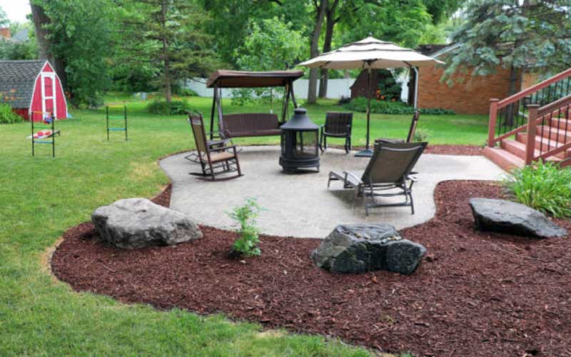 Use-Decorative-Gravel-or-Mulch  